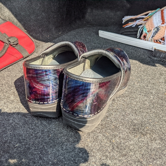 Danskos - Picture 5 of 5